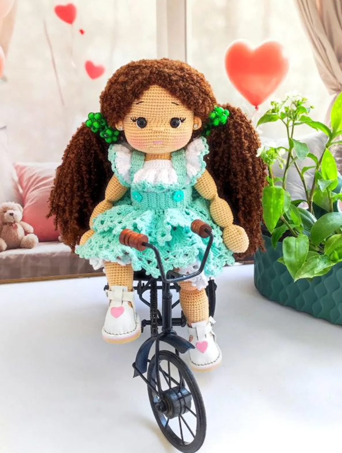 Amigurumi girl and elephant duo crochet pattern – mint dress doll with baby elephant